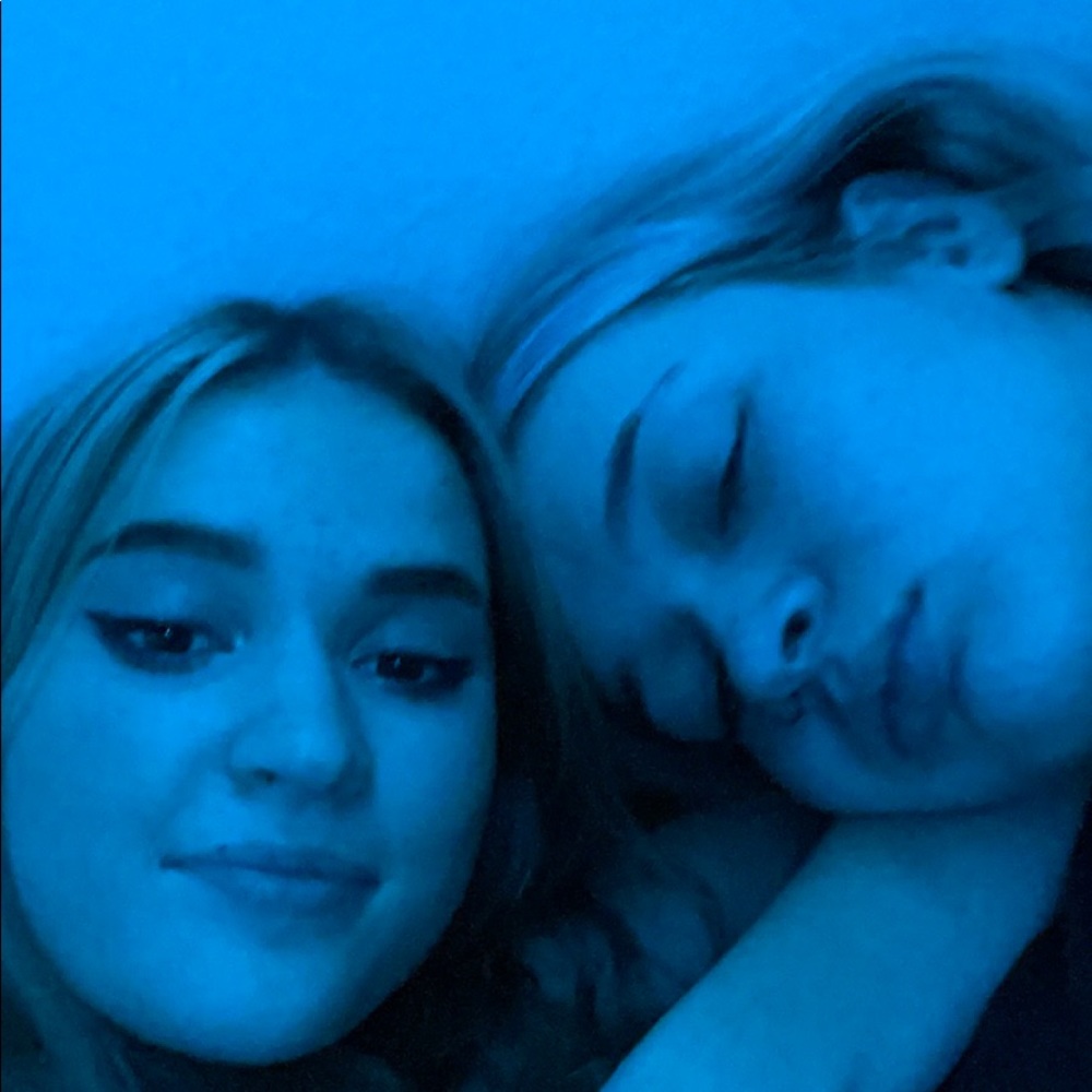 Meet your Posher, Hannah and alyssa